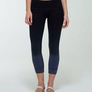 RARE!  NWT Lululemon Live Natural Crop Sz 6 -- Cotton -- Black/Cadet Blue Ombré